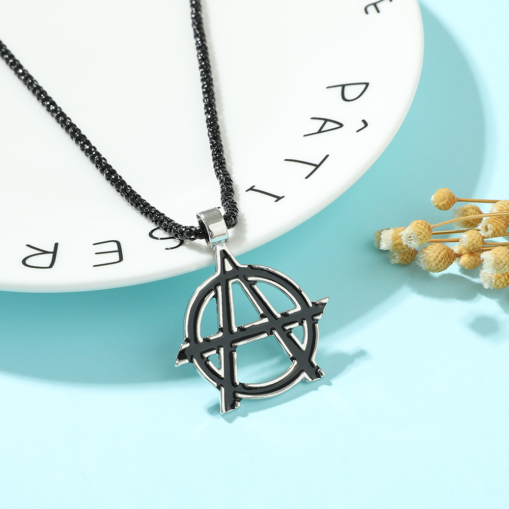 Vintage Necklace - Винтажное ожерелье с логотипом символа A